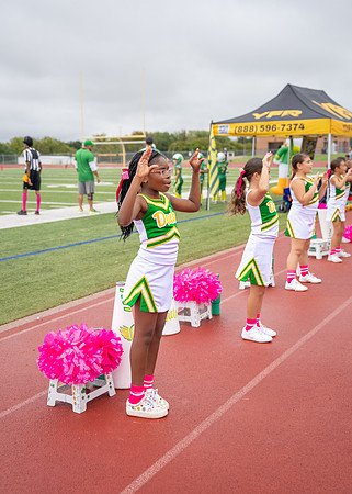8U Ducks Cheer Sideline-189