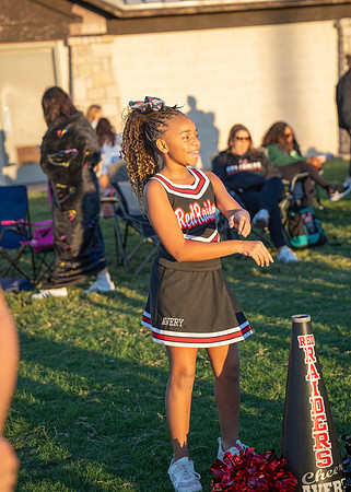 11-12U Red Raiders Cheer Sideline-59
