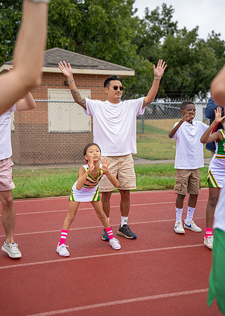 8U Ducks Cheer Sideline-164