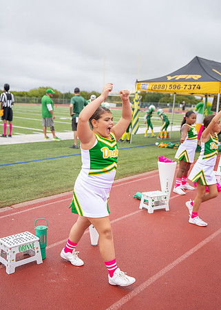 8U Ducks Cheer Sideline-194
