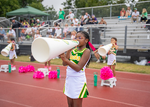 8U Ducks Cheer Sideline-202
