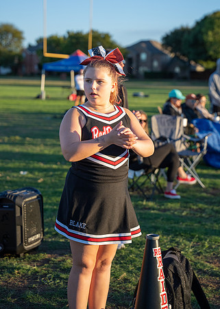 11-12U Red Raiders Cheer Sideline-40