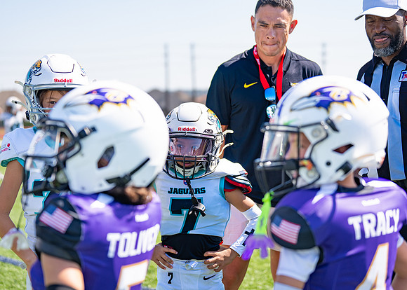 8U Jags Vs. Ravens-24