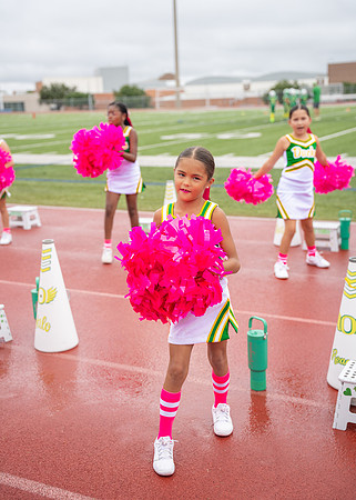 8U Ducks Cheer Sideline-111