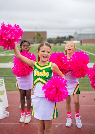 8U Ducks Cheer Sideline-139