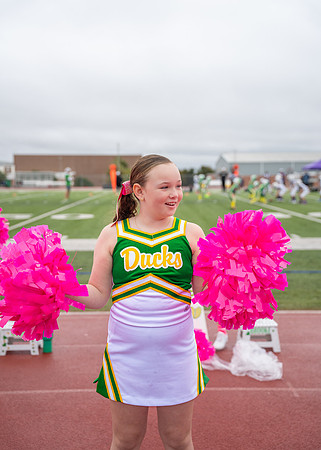 8U Ducks Cheer Sideline-87
