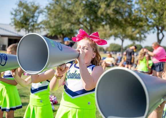 10U Seahawks Cheer Sideline-58