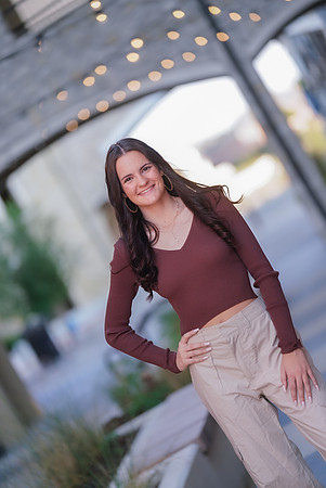 Bella's Senior_-85