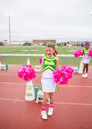 8U Ducks Cheer Sideline-120