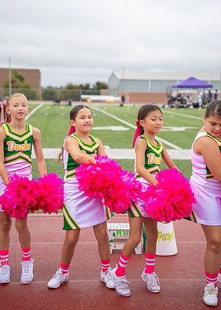 8U Ducks Cheer Sideline-126