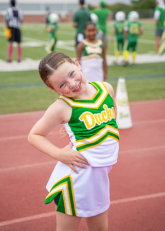 8U Ducks Cheer Sideline-197