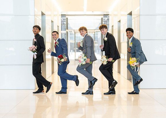 HOCO_-8