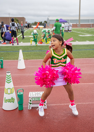 8U Ducks Cheer Sideline-108