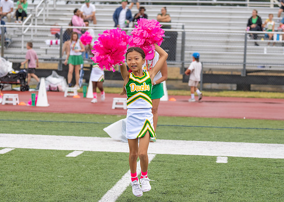 8U Ducks Cheer Sideline-43