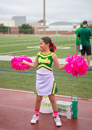 8U Ducks Cheer Sideline-96