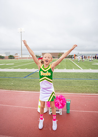 8U Ducks Cheer Sideline-188