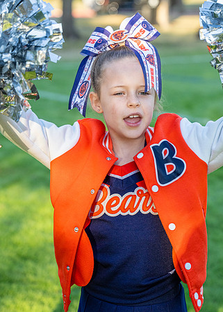 6U Bears Cheer Sideline-39