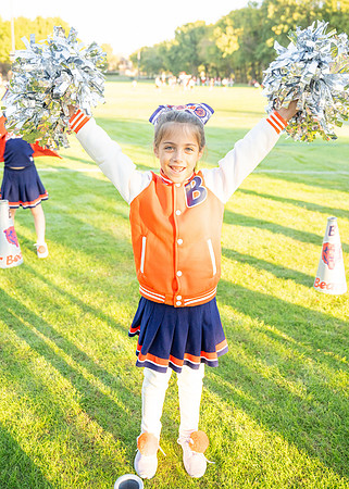 6U Bears Cheer Sideline-51