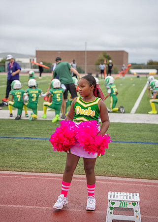 8U Ducks Cheer Sideline-104