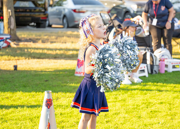 6U Bears Cheer Sideline-79