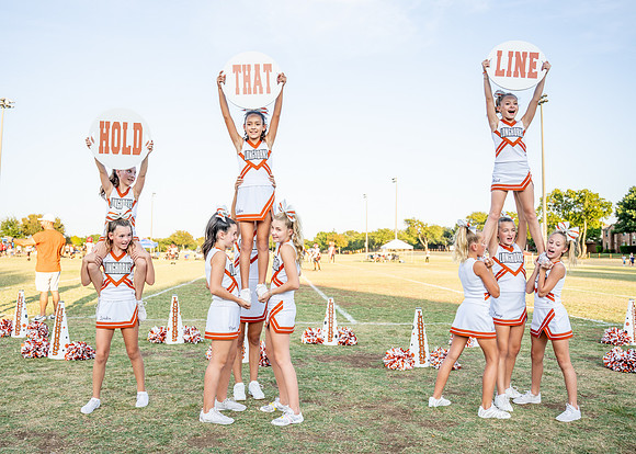 11-12U Longhorns Cheer Sideline-56