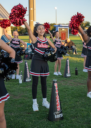 11-12U Red Raiders Cheer Sideline-109