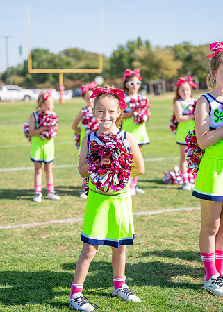10U Seahawks Cheer Sideline-9