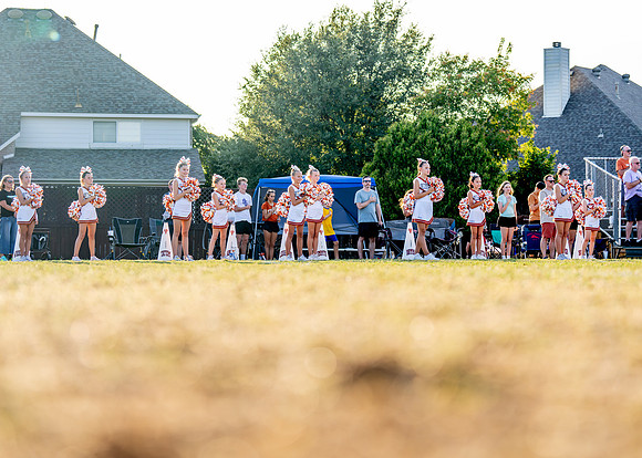 11-12U Longhorns Cheer Sideline-15