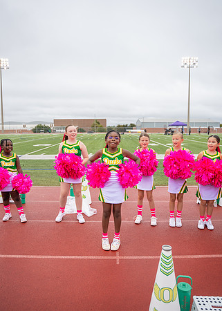 8U Ducks Cheer Sideline-137