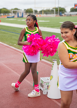 8U Ducks Cheer Sideline-78