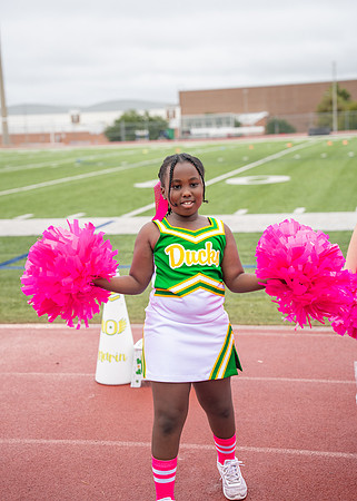 8U Ducks Cheer Sideline-132
