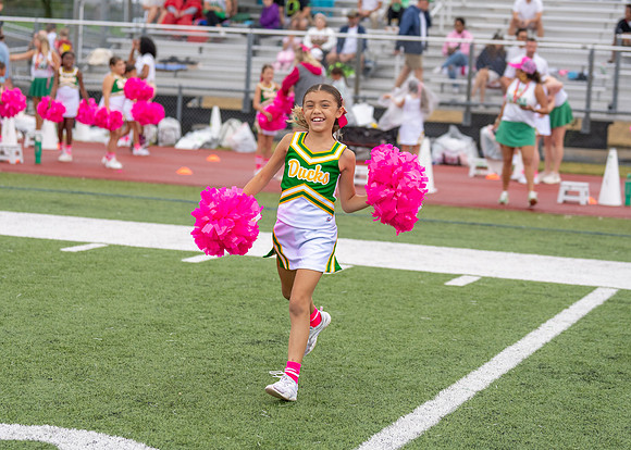 8U Ducks Cheer Sideline-37