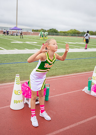 8U Ducks Cheer Sideline-186