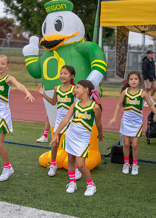 8U Ducks Cheer Sideline-2