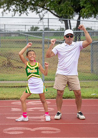8U Ducks Cheer Sideline-182
