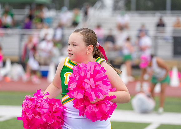 8U Ducks Cheer Sideline-40
