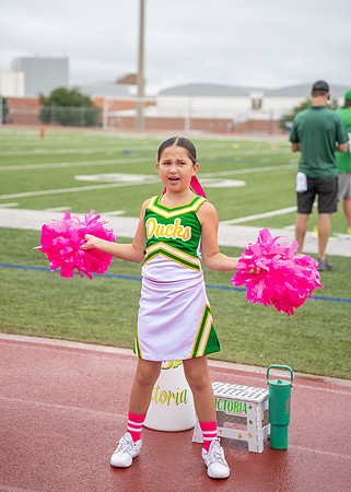 8U Ducks Cheer Sideline-97