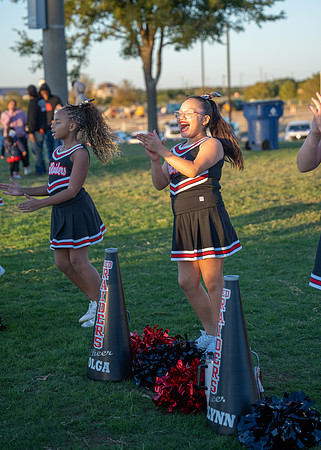 11-12U Red Raiders Cheer Sideline-82
