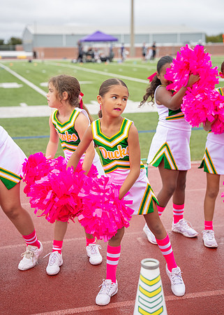 8U Ducks Cheer Sideline-128