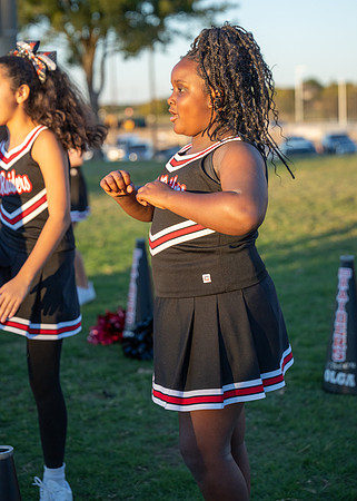 11-12U Red Raiders Cheer Sideline-80