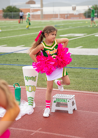 8U Ducks Cheer Sideline-224