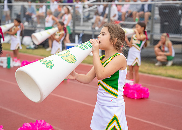 8U Ducks Cheer Sideline-218