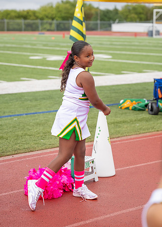 8U Ducks Cheer Sideline-229
