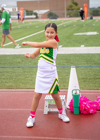 8U Ducks Cheer Sideline-227