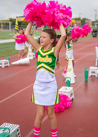8U Ducks Cheer Sideline-222