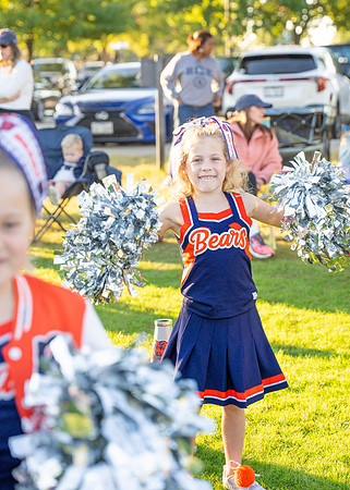 6U Bears Cheer Sideline-70