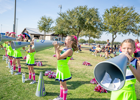10U Seahawks Cheer Sideline-61