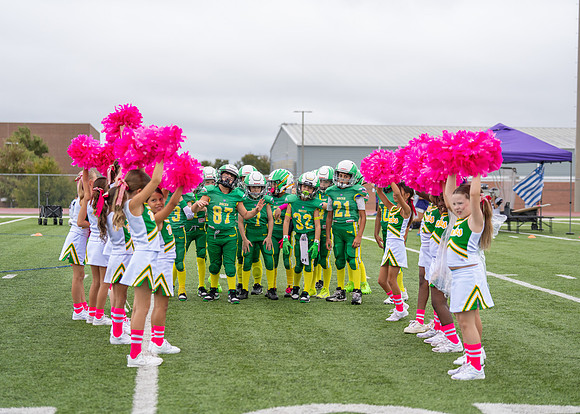 8U Ducks Cheer Sideline-51