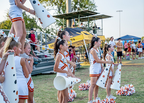 11-12U Longhorns Cheer Sideline-98
