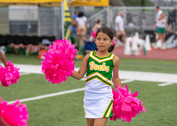 8U Ducks Cheer Sideline-45